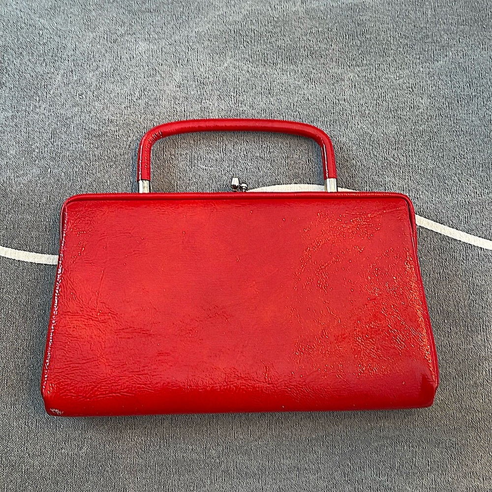 Vintage Patin Leather Red Purse❤️